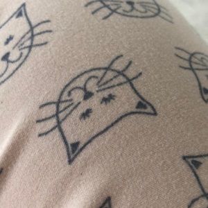 Meet your Posher, Cynthia